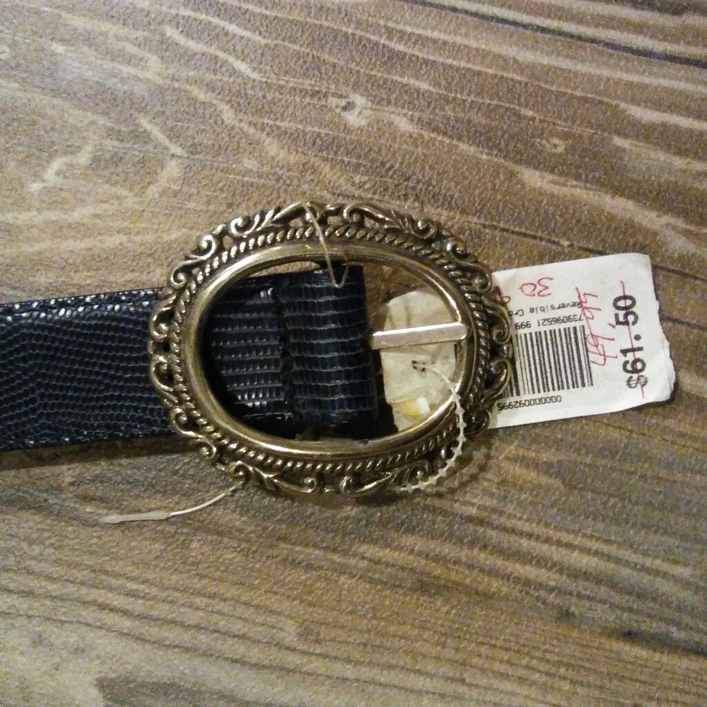Reversable crocadile print belt